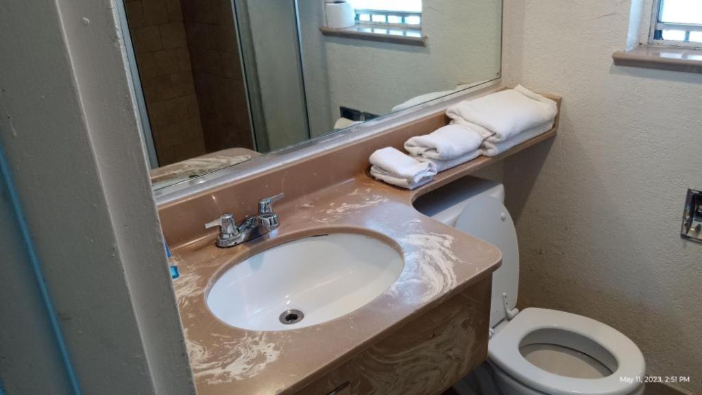 Travelers Beach Inn Ventura Zewnętrze zdjęcie